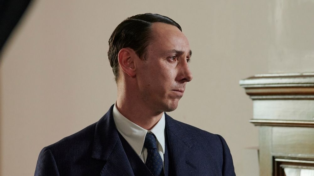 Al Weaver interview: There’s ‘a new adventure’ for Leonard in ‘Grantchester’ Season 7