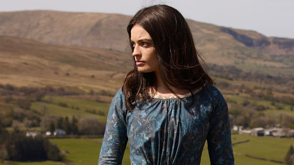  Emily Reviews Round up Superb Emma Mackey Is a Revelation As 