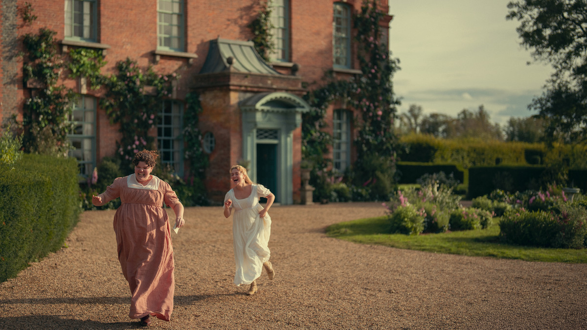 Hollie Avery and Rhea Norwood as Kitty and Lydia Bennet
