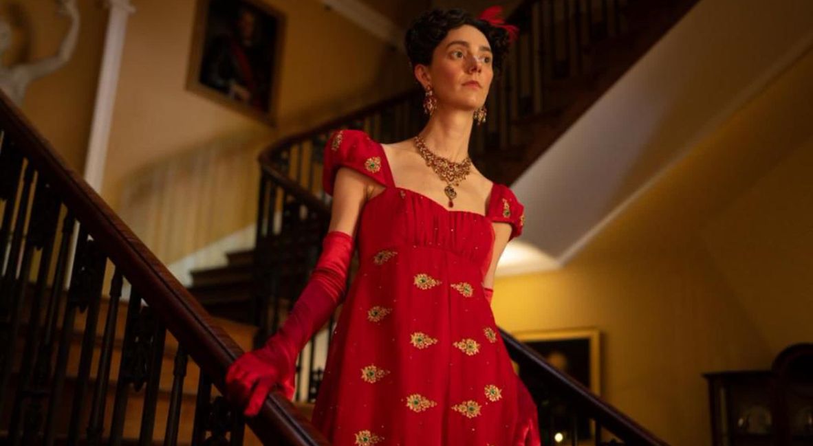  Caroline Bingley descending the stairs in the other bennet sister episode 5.
